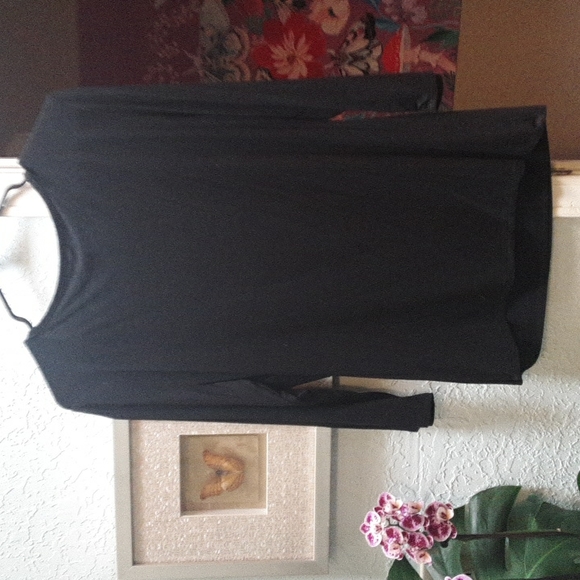 👍🌼😁Bundle any 3 items under $15 and get  bundle for $33❤😊 - Picture 5 of 5